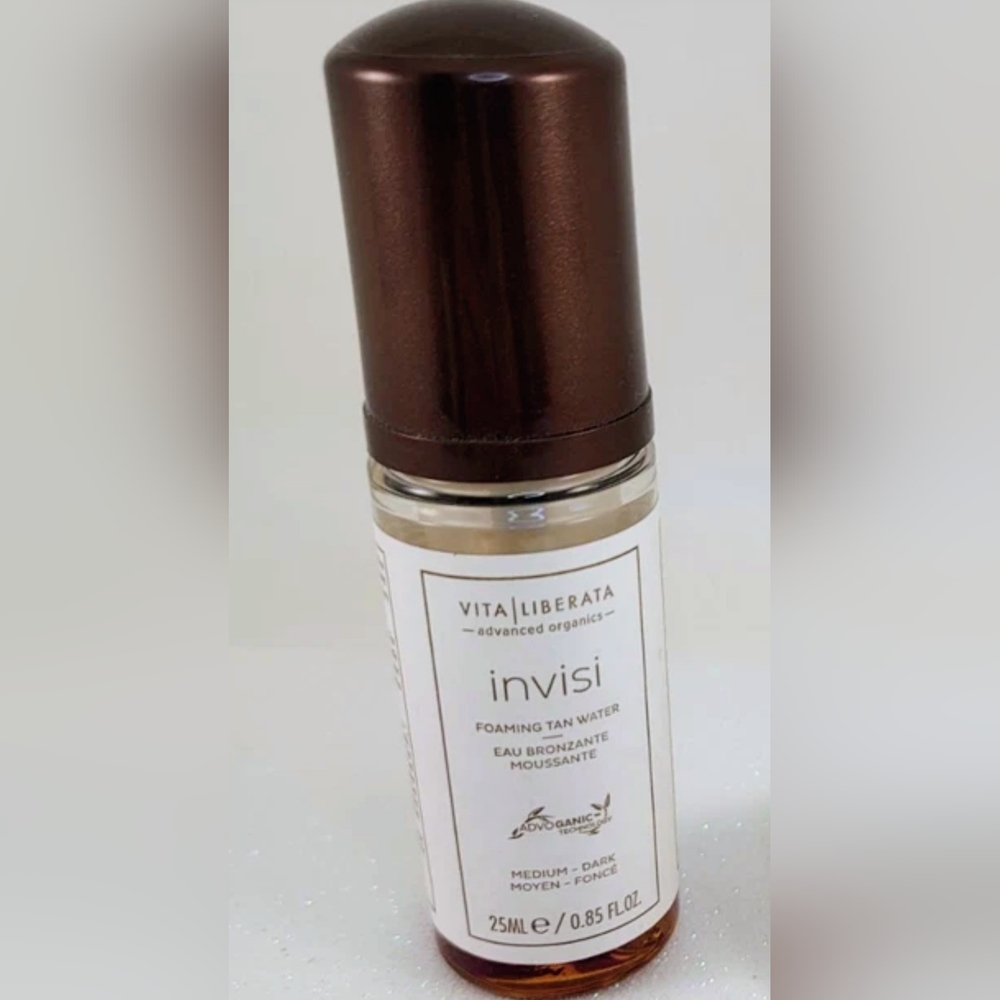 Foaming Tan Water. Medium-Dark